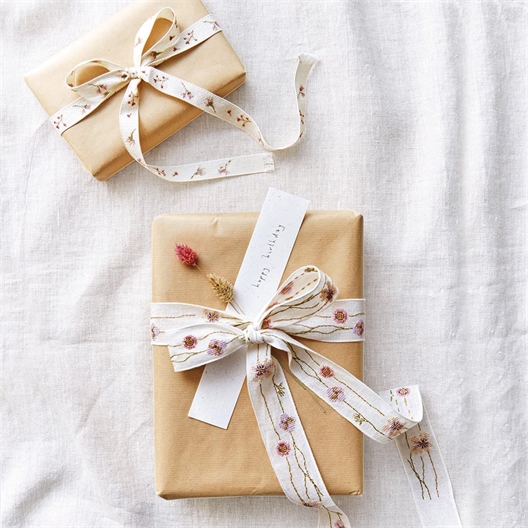 Livre de broderie transformation