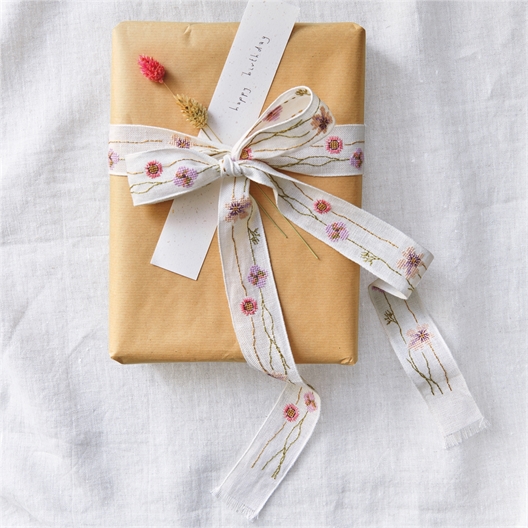 Livre de broderie transformation