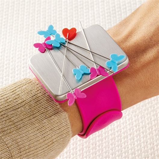 Bracelet porte épingles aimanté fuchsia