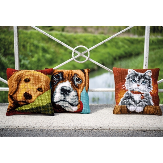 Kit coussin canevas Petit chien endormi