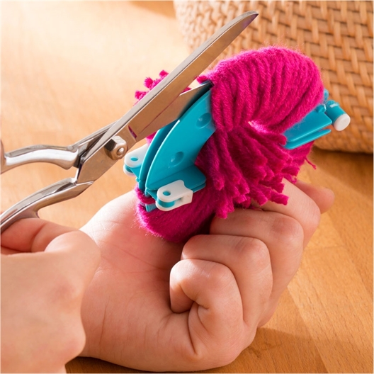 Kit maker pompon