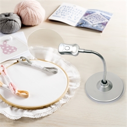 Lampe loupe multi-usages
