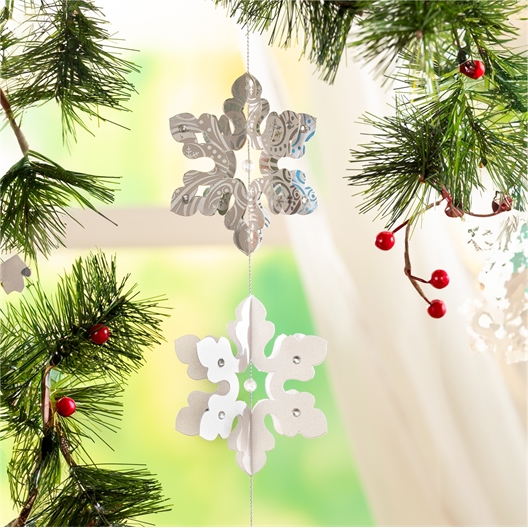 Set 8 déco flocons argentés à suspendre