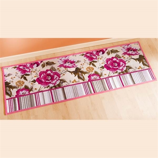 Tapis roses et lignes